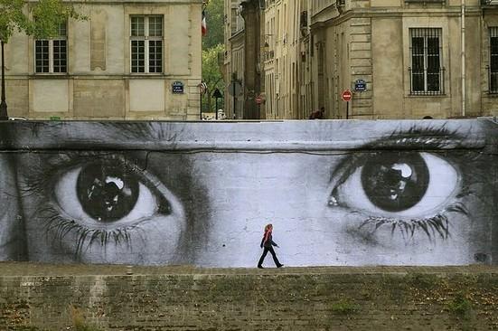 Eyes Eyes