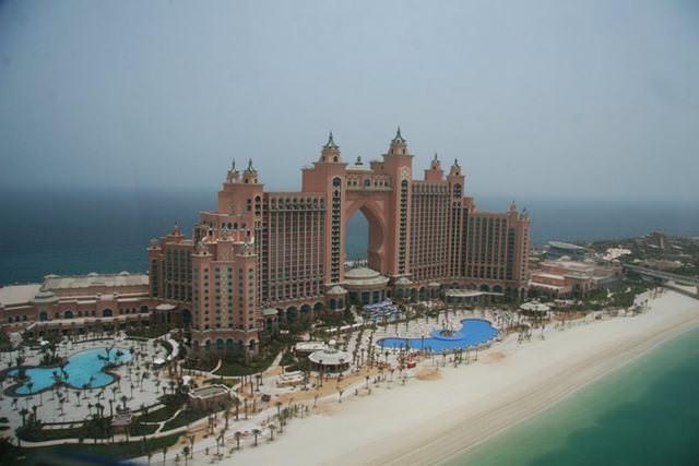 27 33 worlds top strangest buildings atlantis dubai 27 33 worlds top strangest buildings atlantis dubai