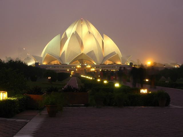 4 33 worlds top strangest buildings lotus 4 33 worlds top strangest buildings lotus