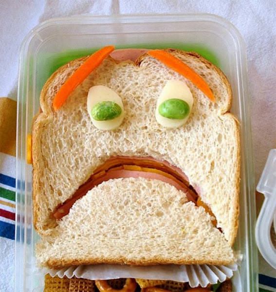 Terrified 576x610 The art of the sandwich (14 pics)