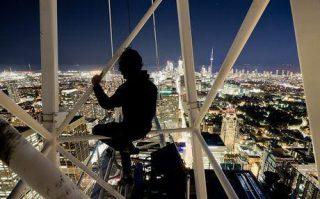 Rooftopping από τον Tom Ryaboi Buil+4