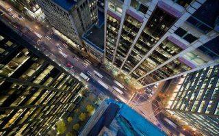 Rooftopping από τον Tom Ryaboi Buil+6