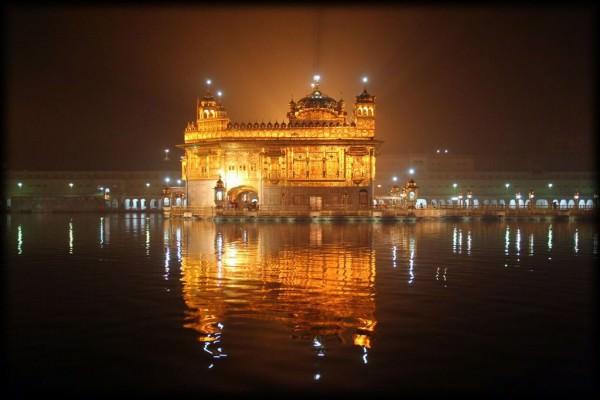 The Golden Temple Amritsar India 600x400