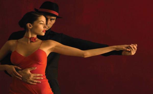 Pantone Tangerine Tango Dancers Frederic Cirou Corbis