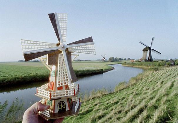Souvenir Optical Illusions Michael Hughes 25