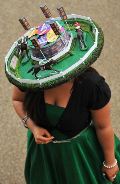 Weirdest Hats 03 600x920 Weirdest Hats 03 600x920