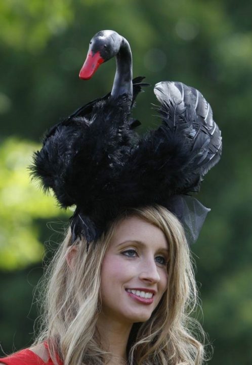 Weirdest Hats 04 600x867 Weirdest Hats 04 600x867