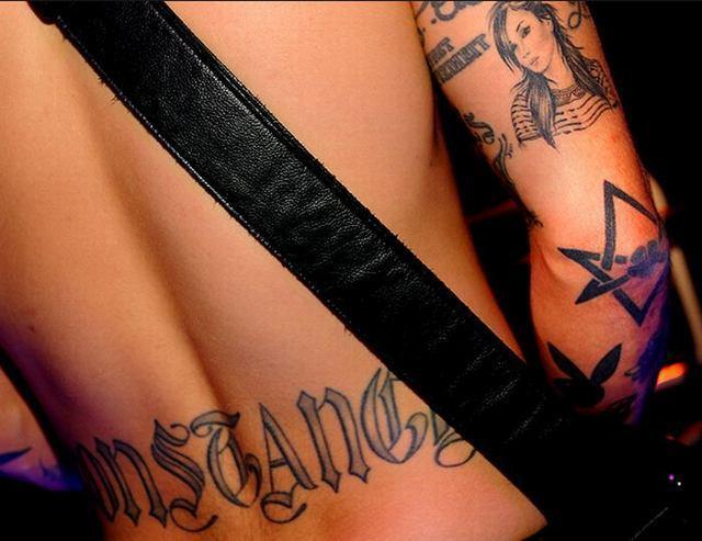 Celebrity Tattoos (75 pics) Celebrity Tattoos (75 pics)