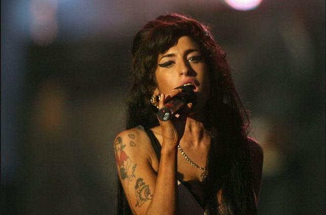 Celebrity Tattoos (75 pics) Celebrity Tattoos (75 pics)