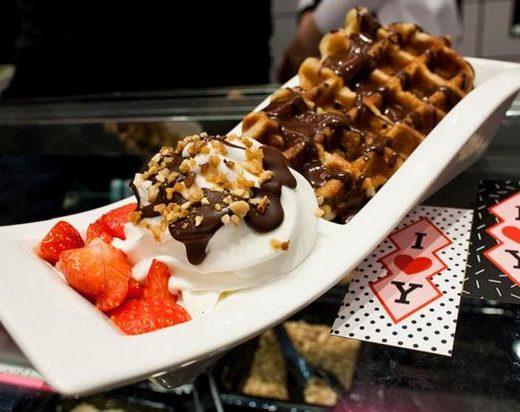 I Love Waffle With Frozen Yogurt1